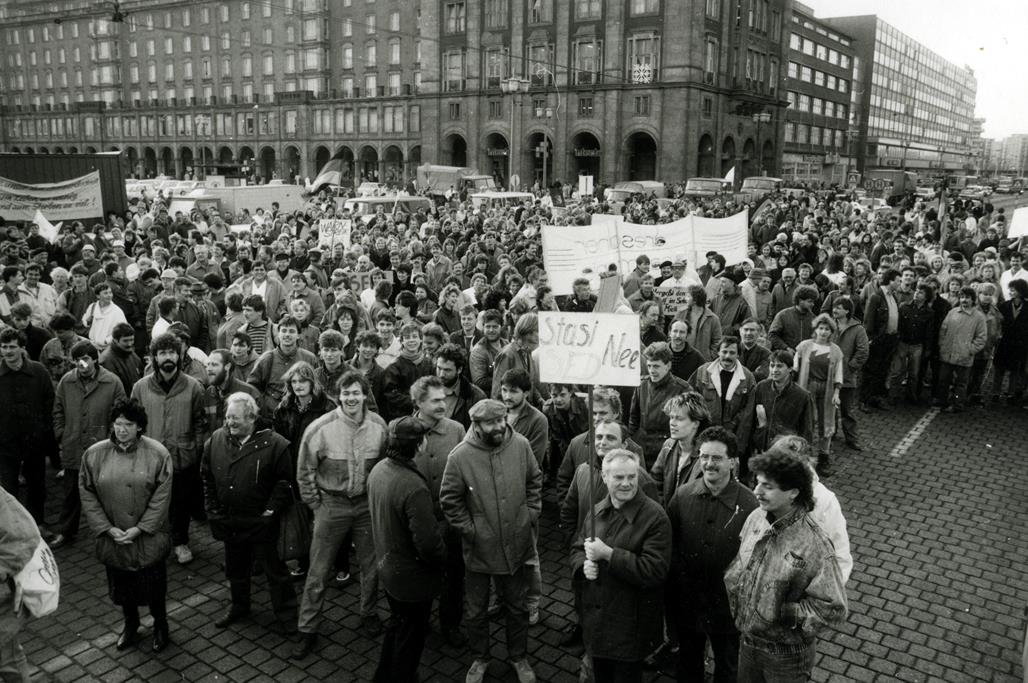 Altmarkt, Dresden, Januar 1990